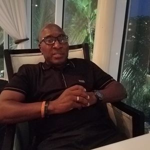 Meet your Posher, Larry